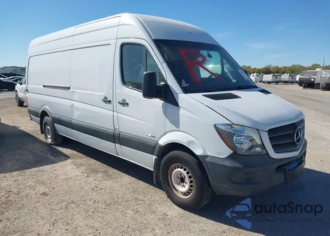 2016 Mercedes-Benz Sprinter 2500 High Roof из США, поврежденный, VIN WD3PE8DD6GP245621